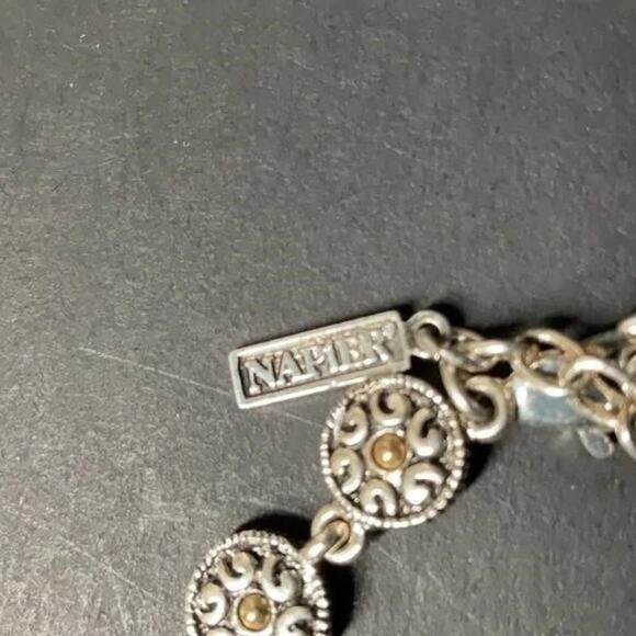 Vintage 1980s Napier Silver Toned Necklace & Earrings - Picture 3 of 3